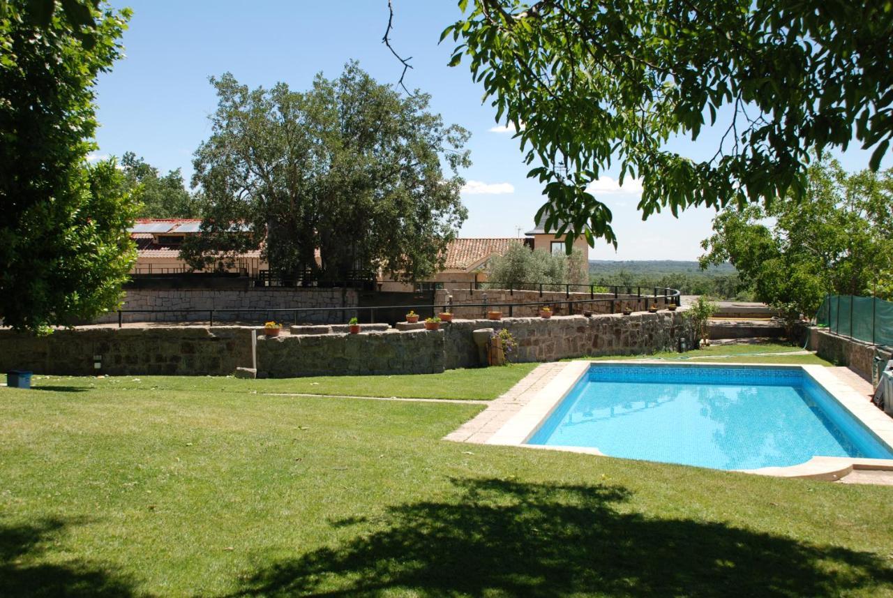 B&B Yeguada La Parrilla El Escorial Buitenkant foto